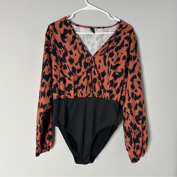 SHEIN Tops - Leopard Print Bodysuit
